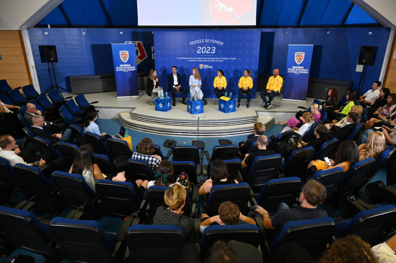 Naționala Feminină de Fotbal a României lansează campania „Modele de Femeie 2023”