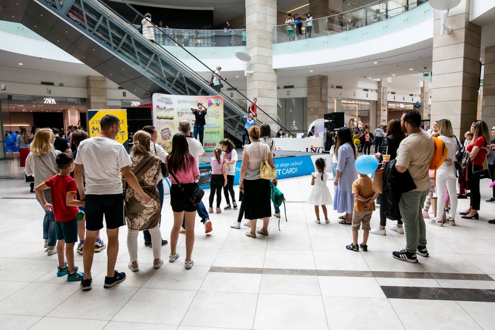 AFI Cotroceni este primul centru comercial din Romania certificat in conformitate cu versiunea 4.1 a...