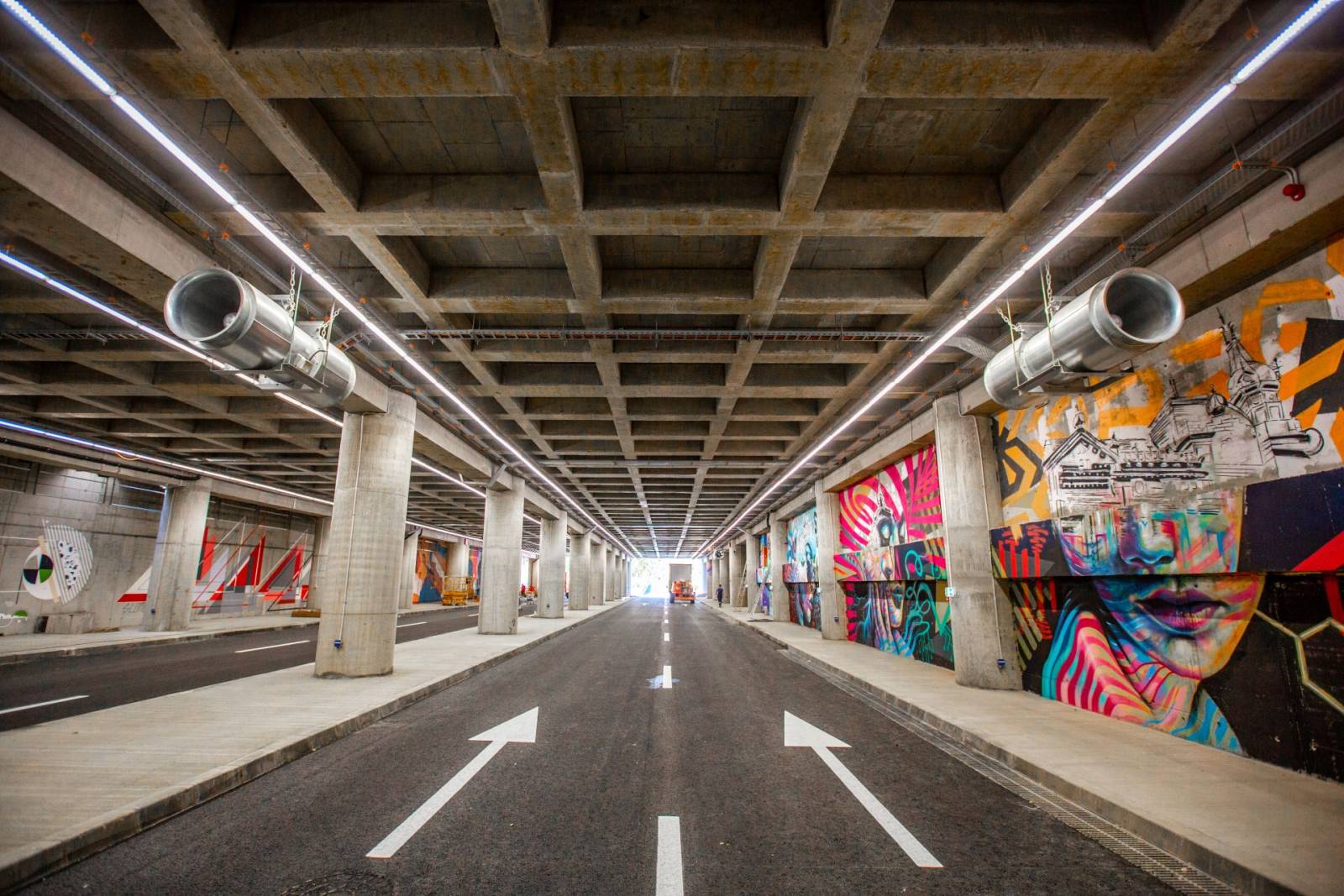 Lights On: Festivalul de Light Art implică arta în spațiul public cu studenții din Timișoara și Cluj...