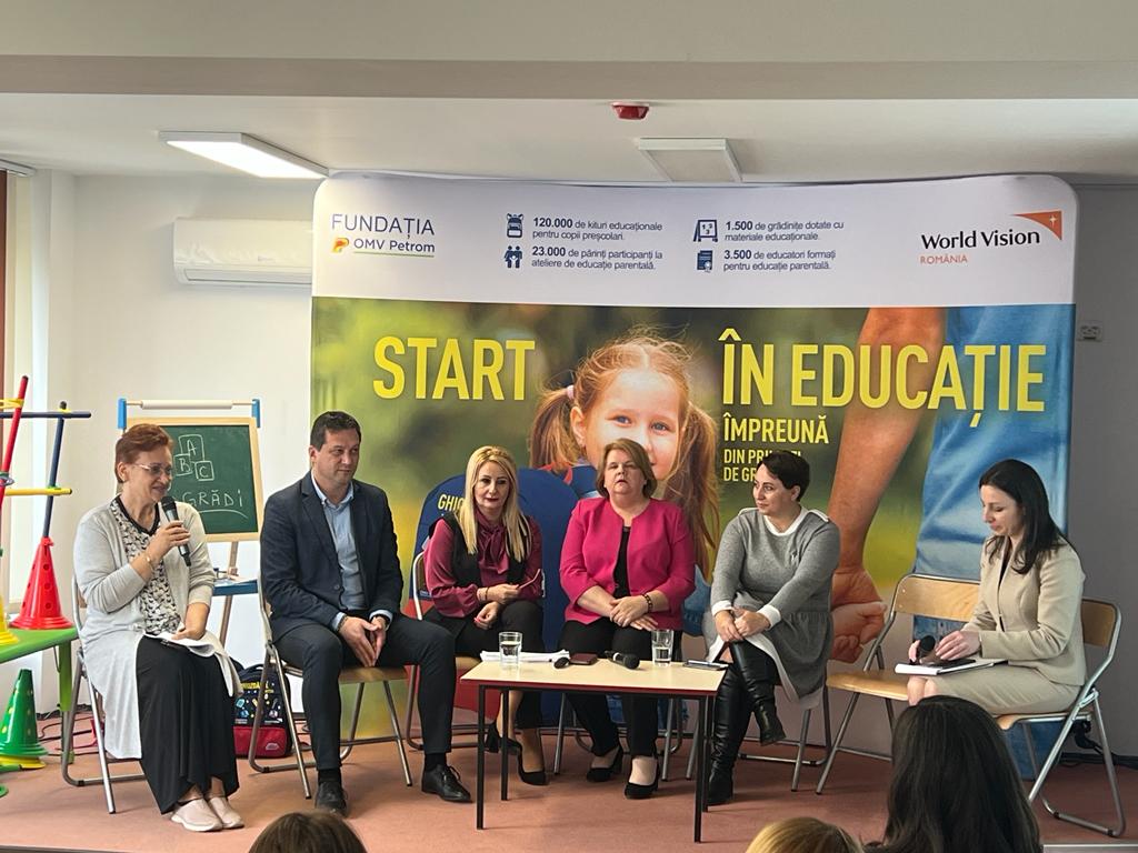 Start în educație” ajunge la 120.000 de copii, 23.000 de părinți, 3.500 de educatori și 1.500 de gr...