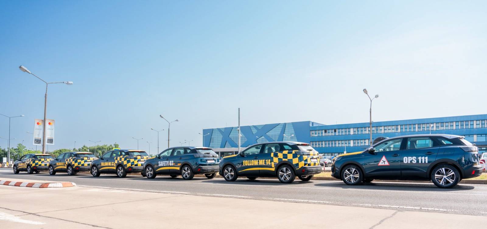 Trust Motors devine partenerul oficial al Aeroportului Henri Coandă prin mașini hibrid PEUGEOT 2 PEUGEOT Aeroportul Henri Coanda masini