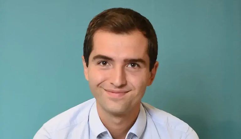 Paul Ardeleanu - Marketing Deck