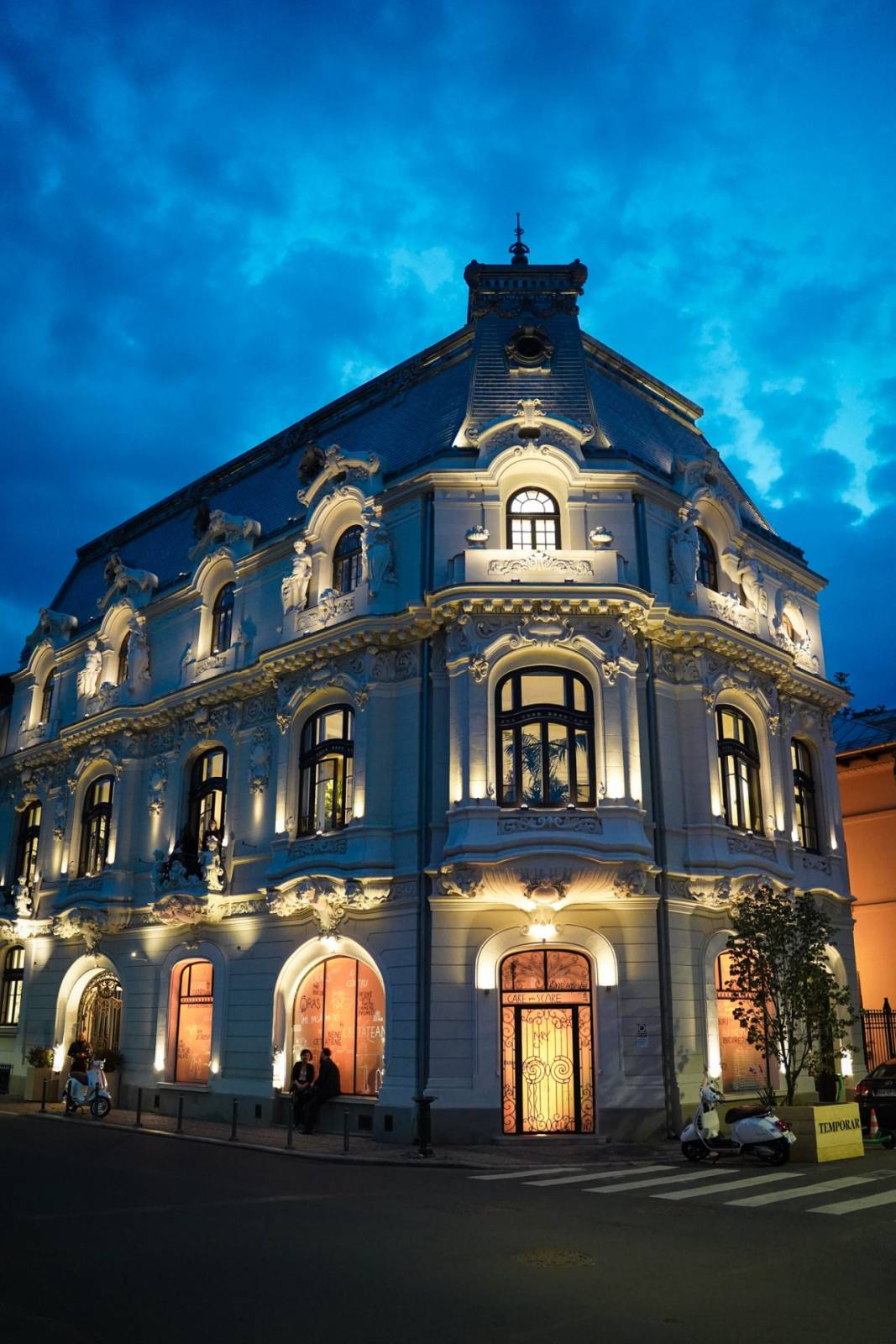 La Mița Biciclista invită publicul la vernisajul expoziției „Monica Lovinescu. Vocea care ni s-a dat”