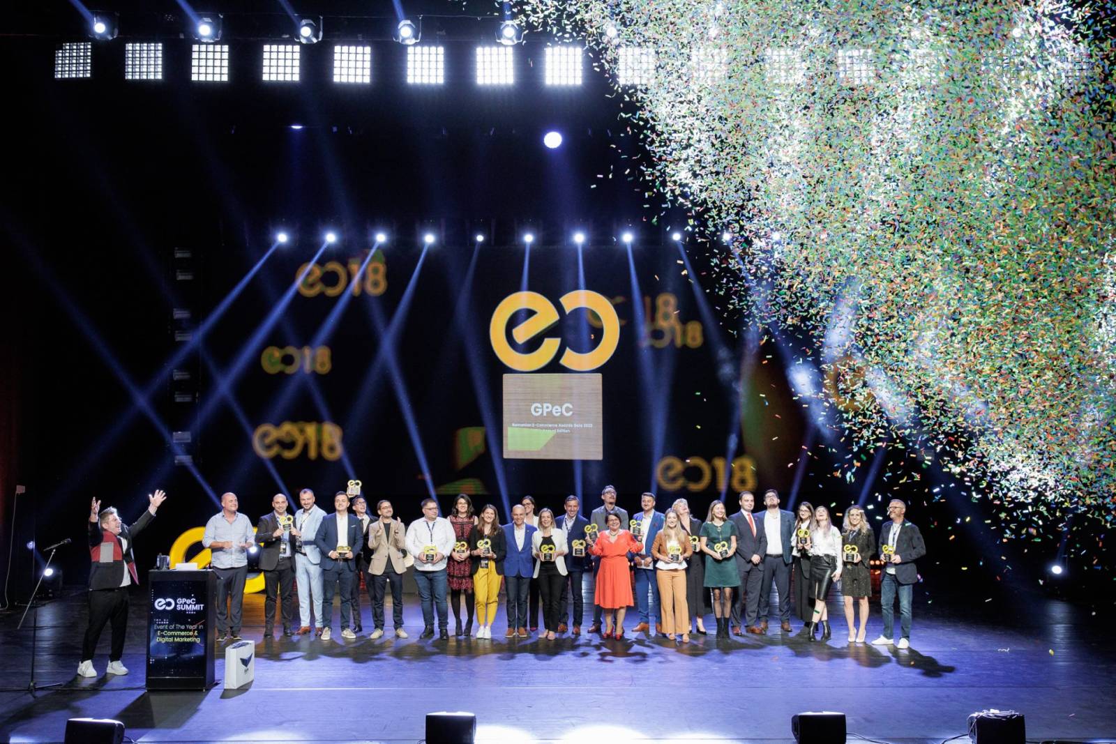 Au fost decernate cele mai importante distincții din comerțul online românesc în cadrul Galei Premii...