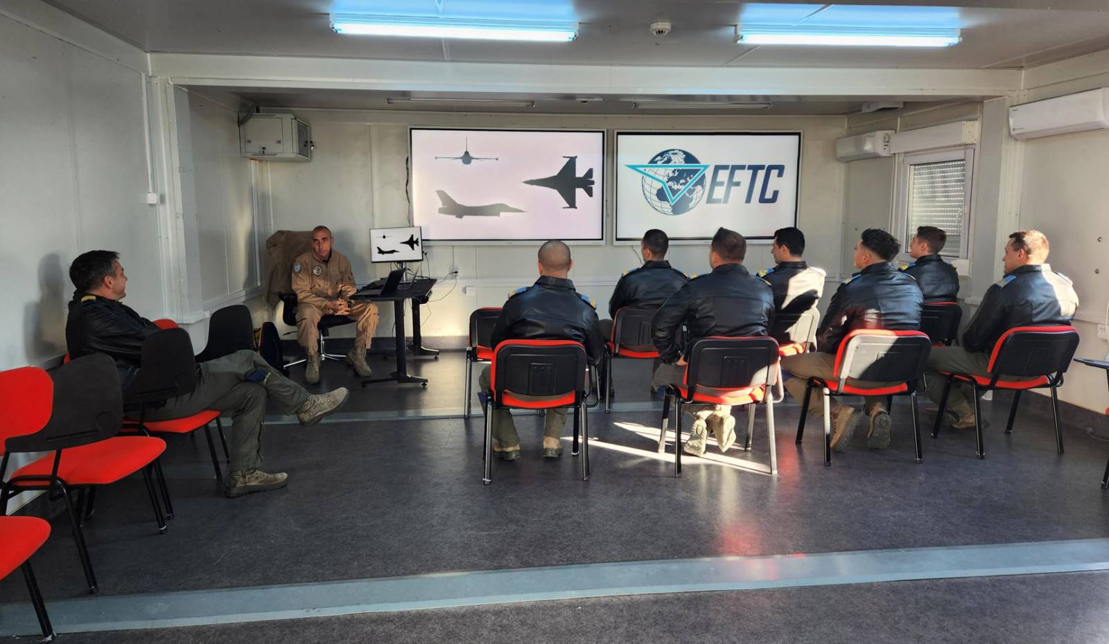 Lockheed Martin - Centru F-16 Fetesti