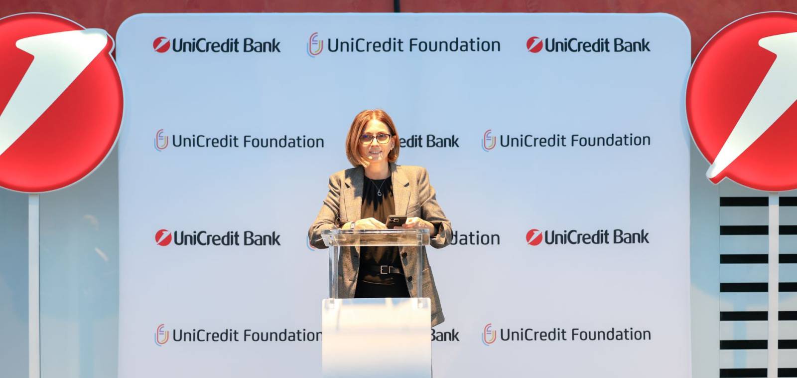 Mihaela Lupu, UniCredit