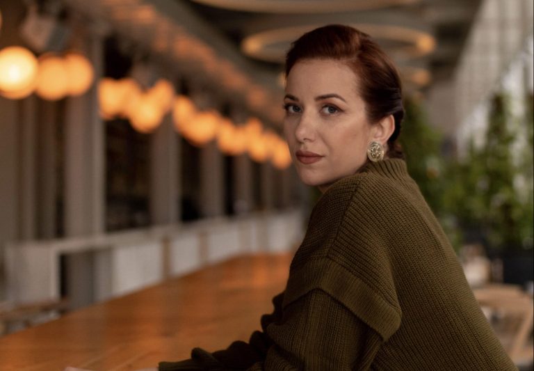 Nicoleta Chirica - Iutta