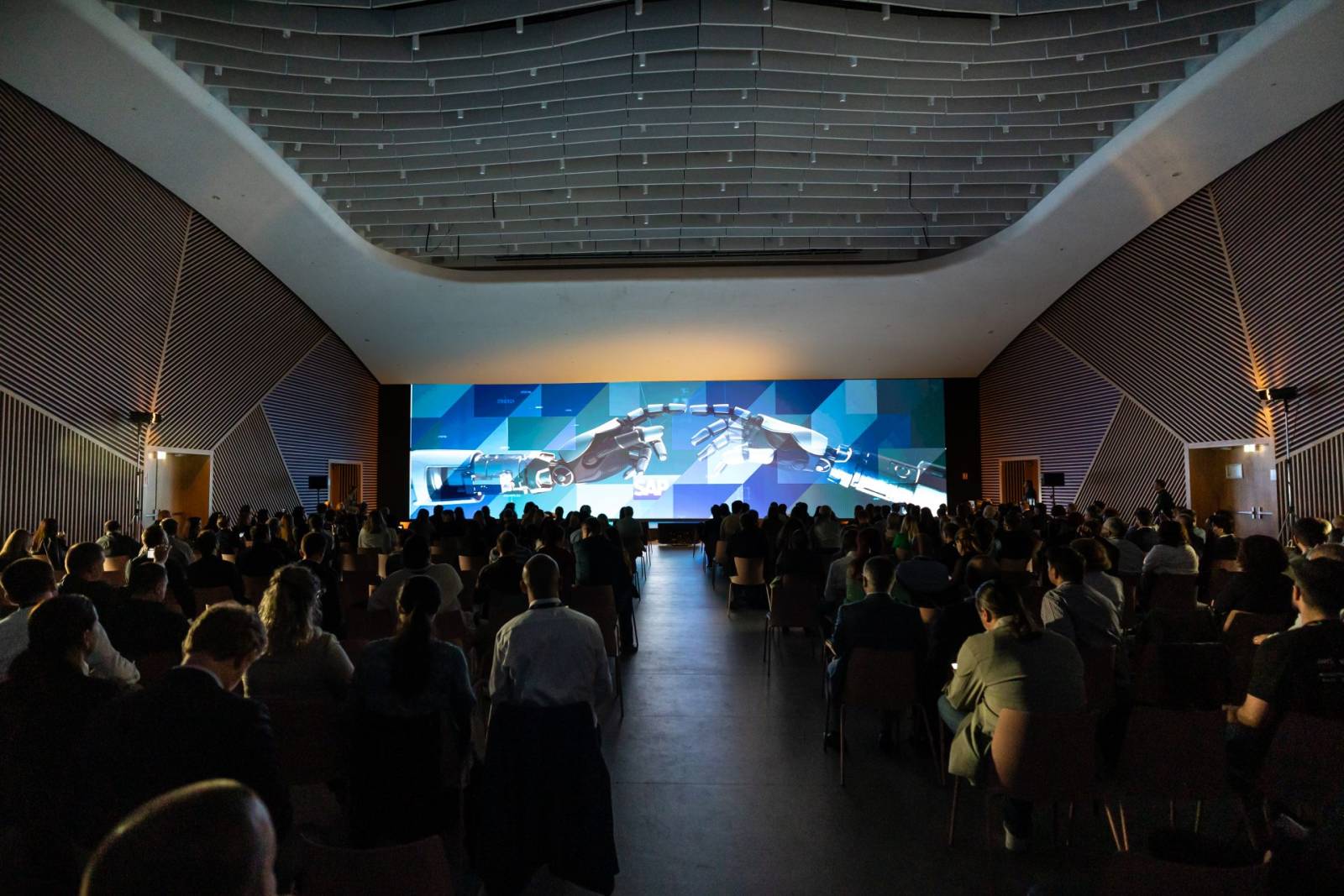 SAP Discovery Day România 2023: Inovație și Performanță, în business, prin Reinventare