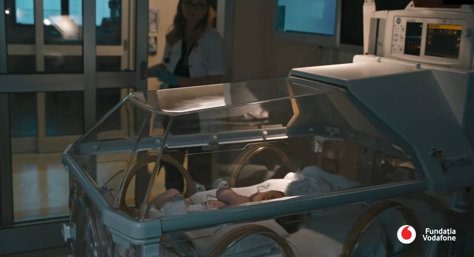 Fundația Vodafone dotează cu tehnologie medicală 21 de secții de neonatologie și terapie intensivă n...