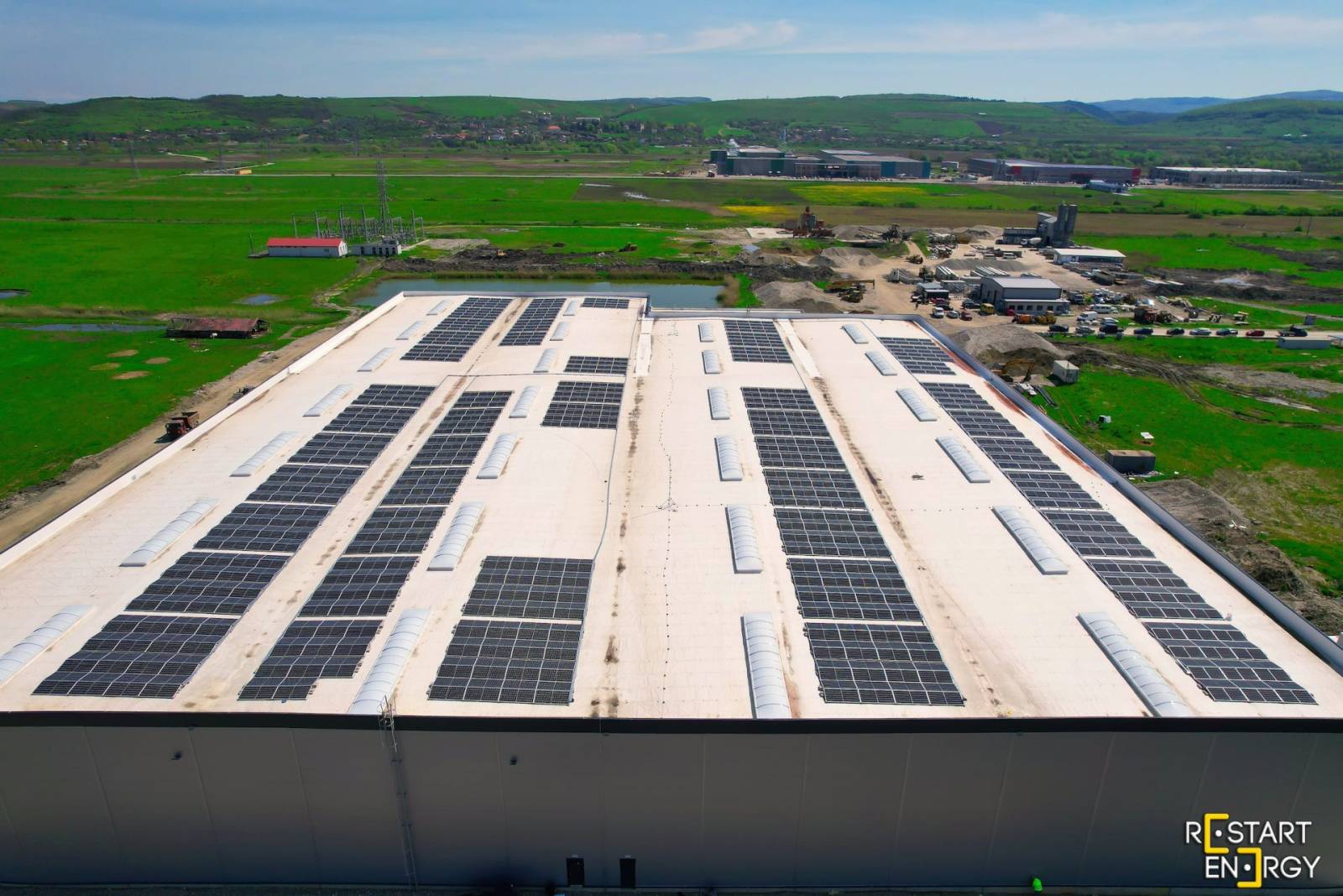 Restart Energy a implementat un sistem de panouri fotovoltaice, în valoare de 450.000 de euro
