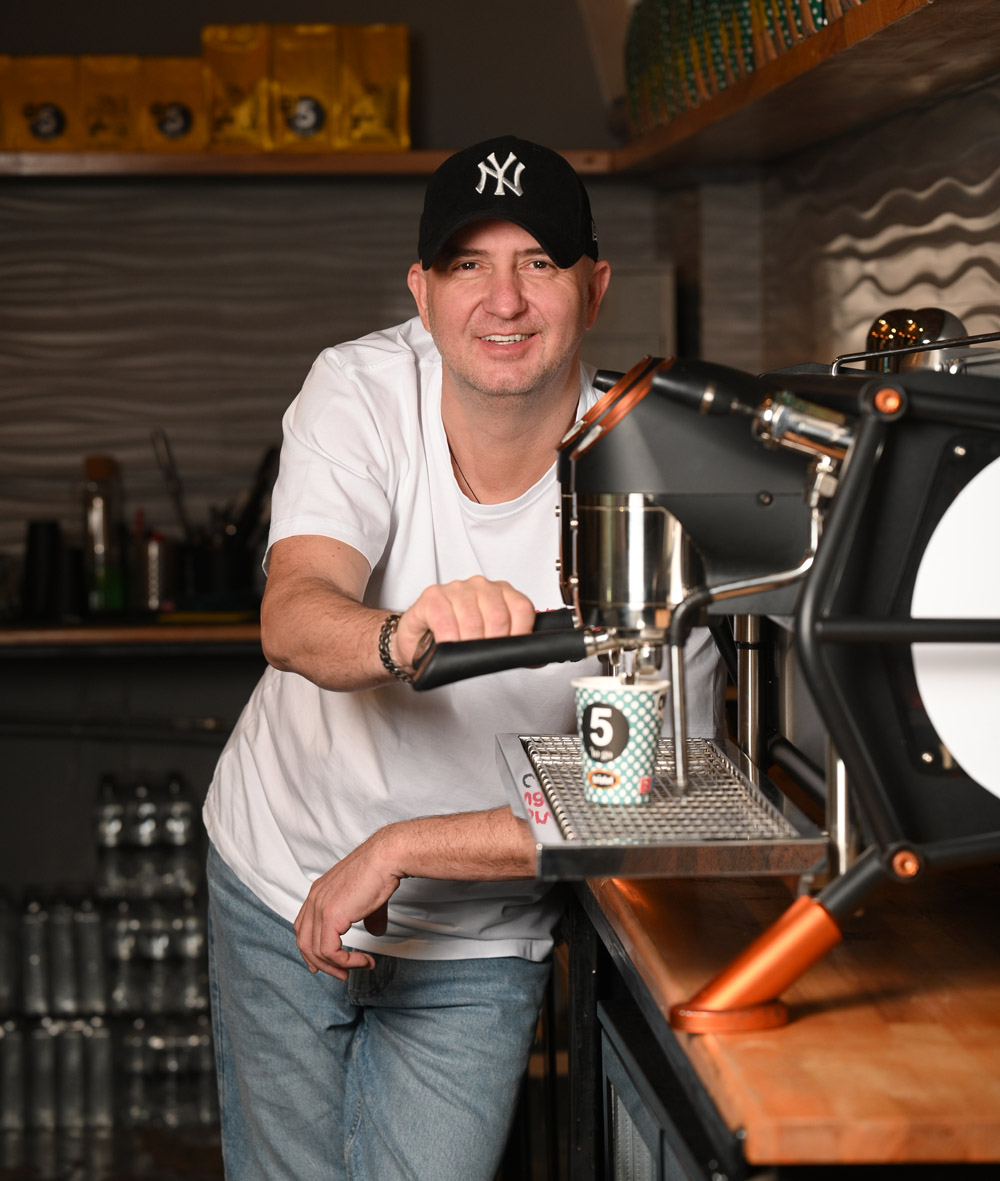 Radu Savopol 5 to go Vali Mirea