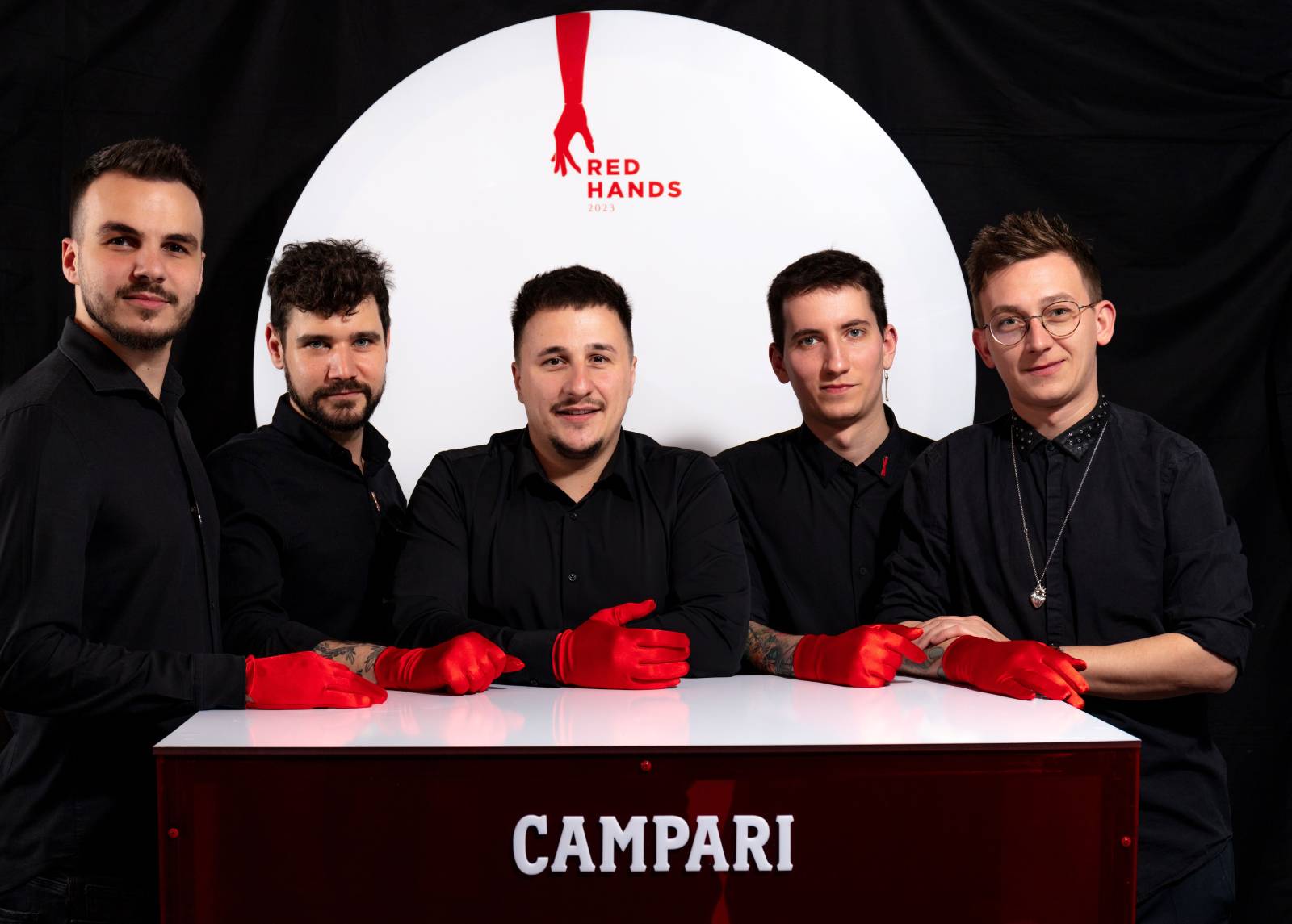 Campari încheie cu succes prima ediție a proiectului Red Hands în România