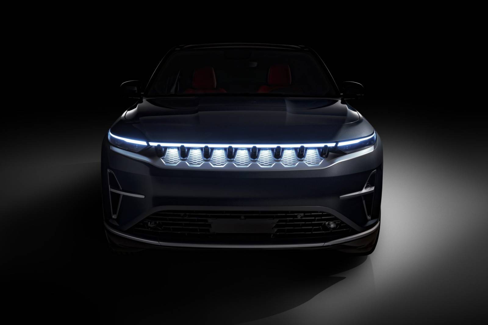 Jeep lansează primul vehicul cu baterie: Jeep Wagoneer S premium