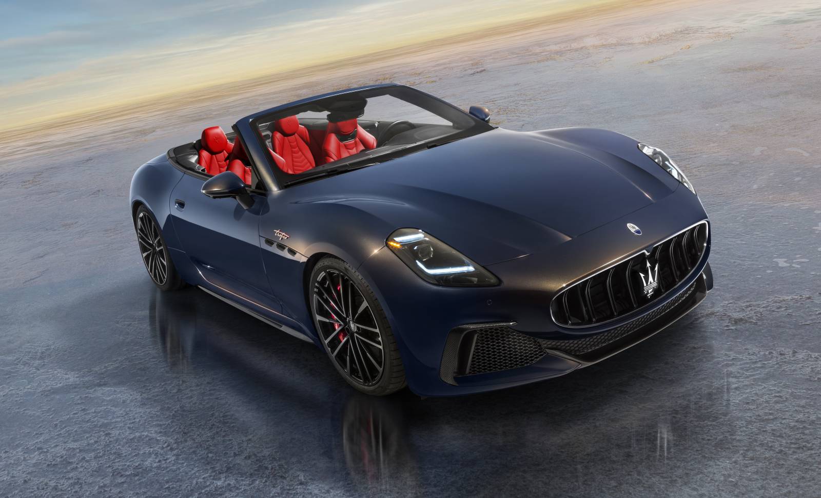 Maserati prezintă GranCabrio