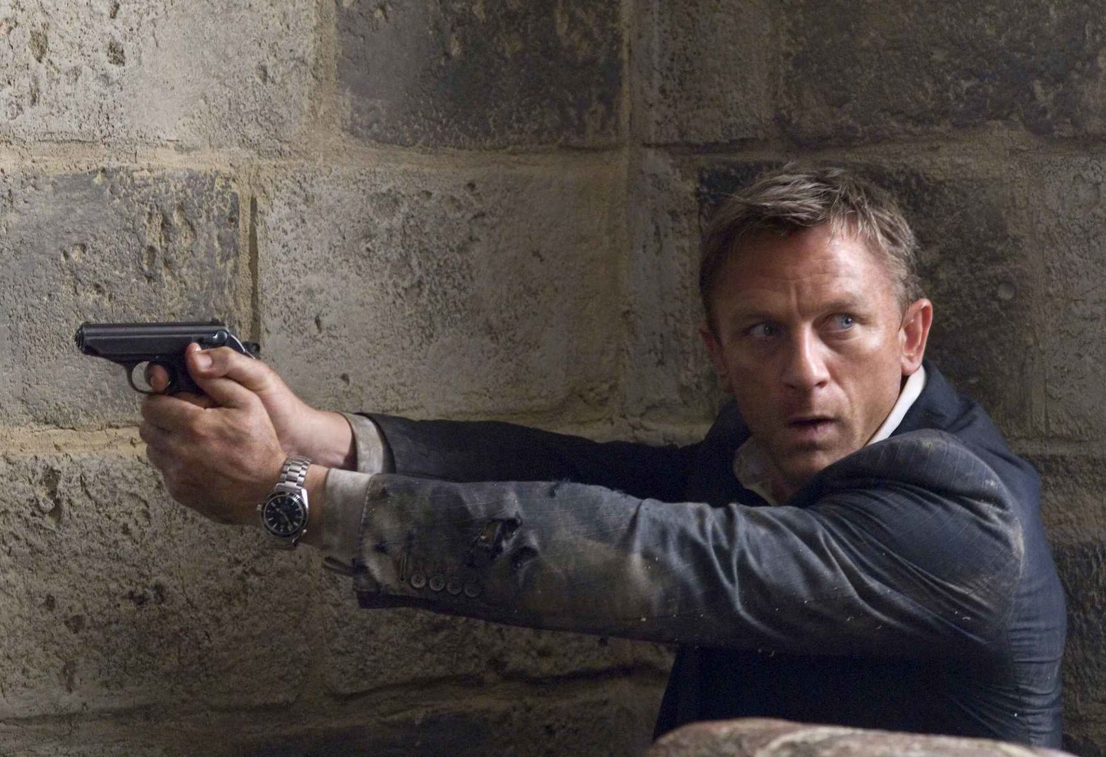 Cel mai cunoscut ceas James Bond și 50 de carate de diamante, în licitație, de Mărțișor