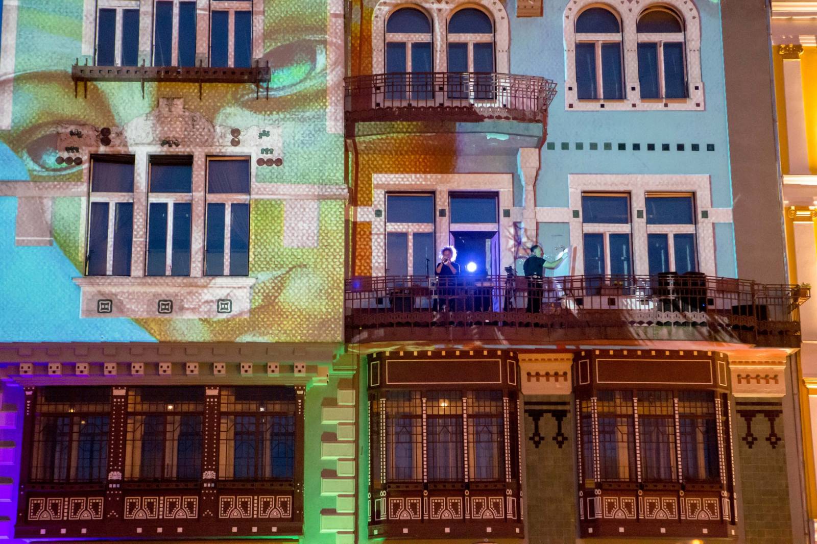Artistul timișorean Petre Ionuțescu a lansat Sound of Unirii, o călătorie audio-vizuală în tainele...