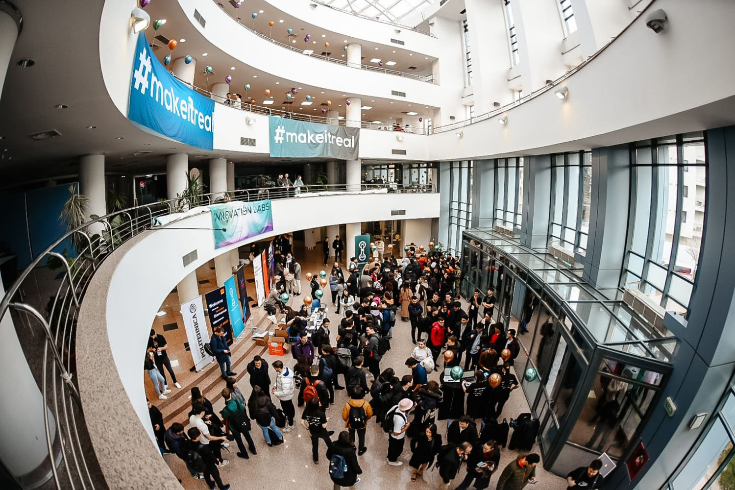 Innovation Labs Bucuresti hackathon 2024 2