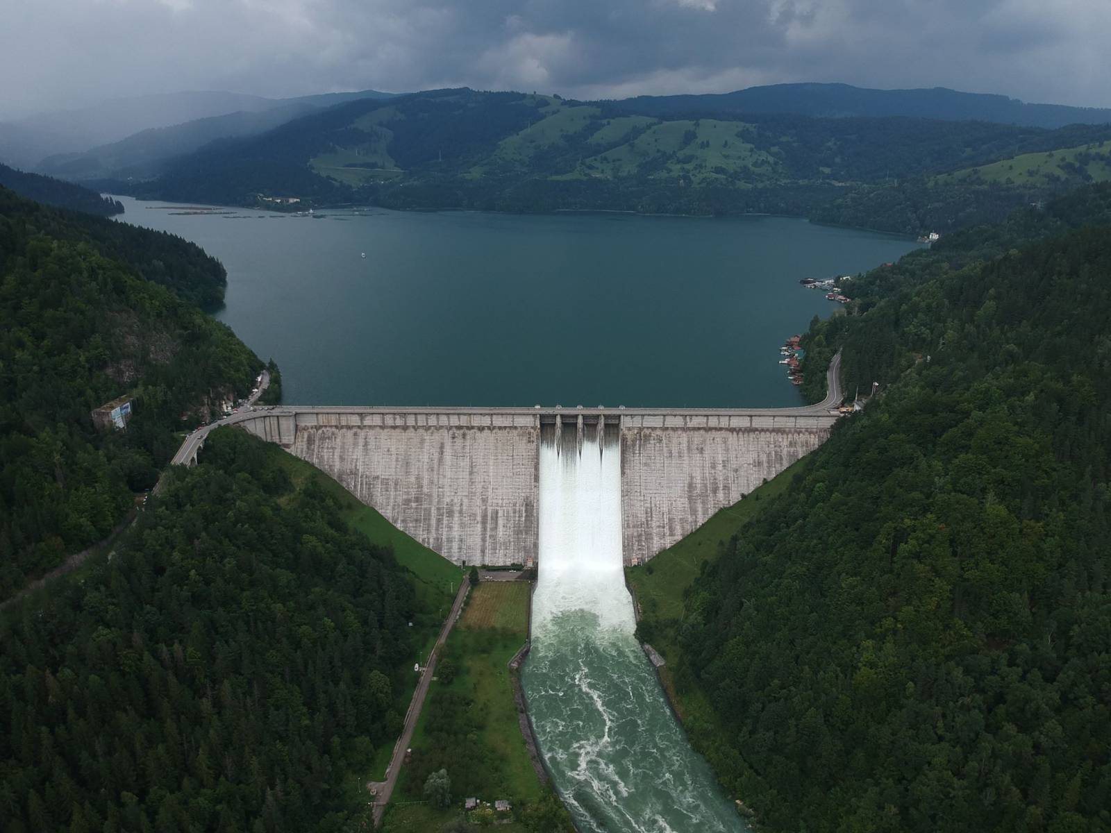 Hidroconstrucția a distribuit creditorilor 16 milioane de euro și a închis anul 2024 pe profit