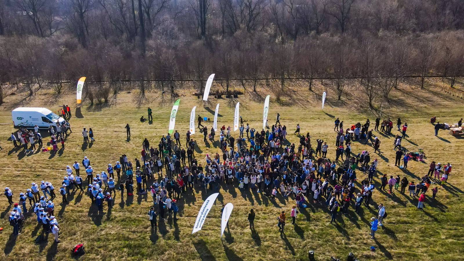 440 de voluntari au dat viață unei noi păduri urbane, pe o suprafață de 6.000 mp