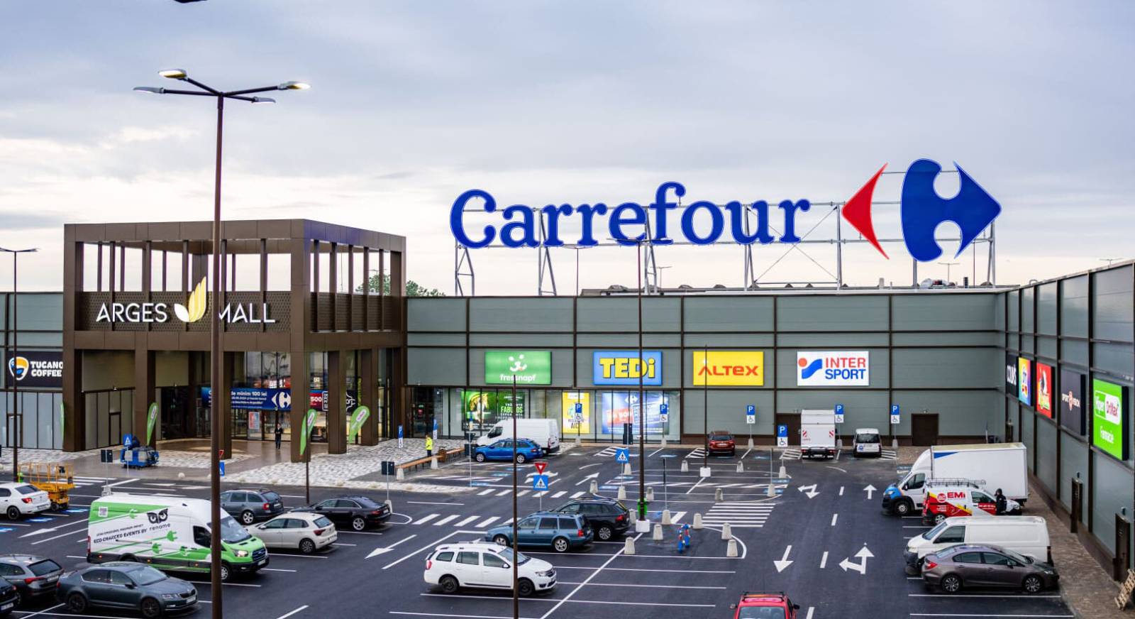 Carrefour Pitesti