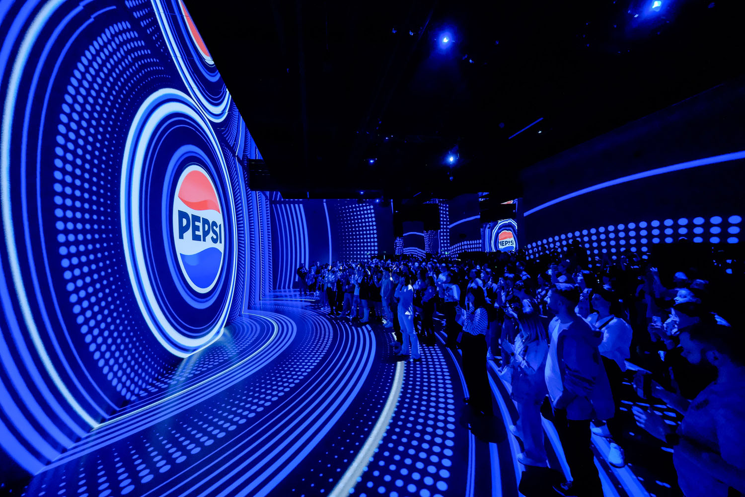 Pepsi - logo nou