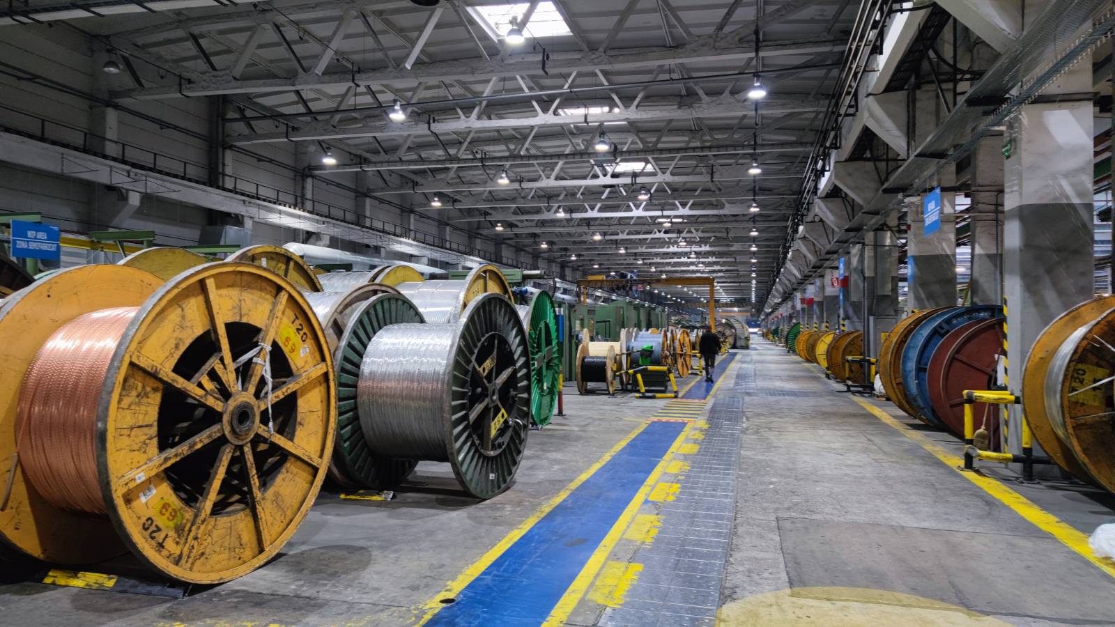 Prysmian investește 23 de milioane de euro în retehnologizarea fabricii de cabluri de energie din Sl...