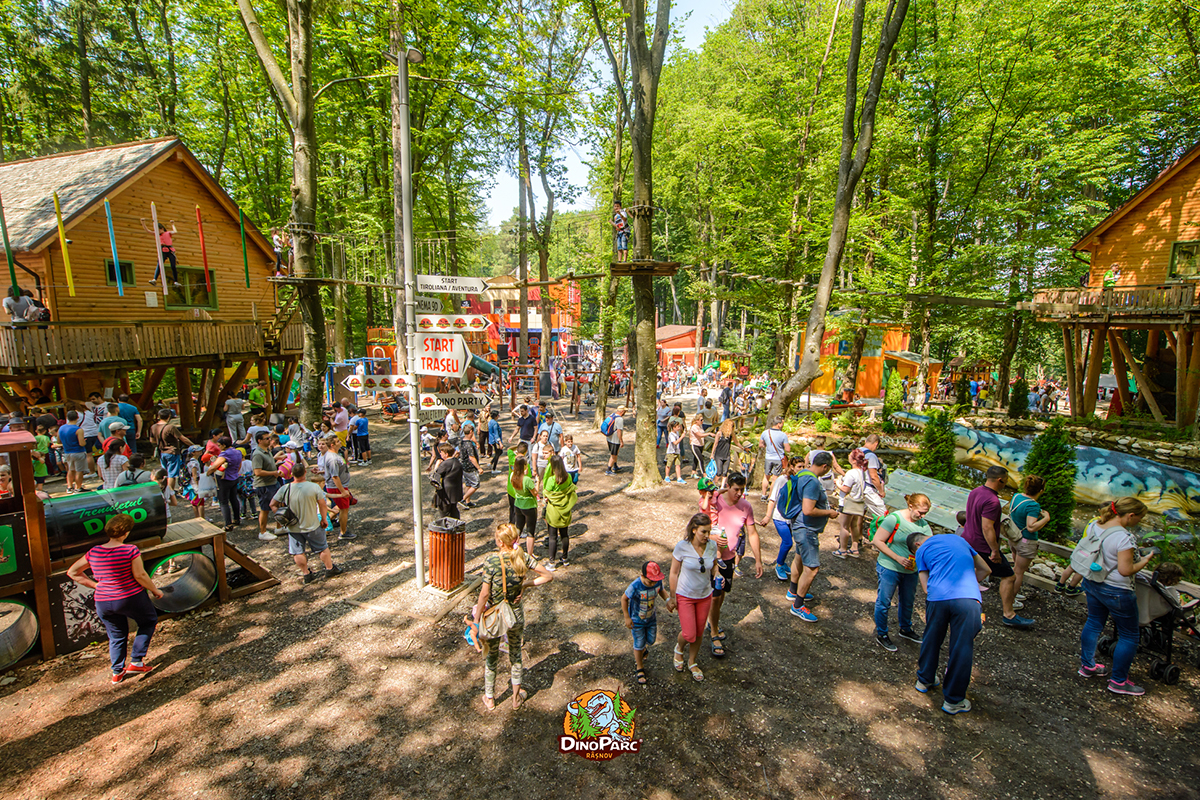 Dino Parc a dublat economia orașului Râșnov în doar 8 ani