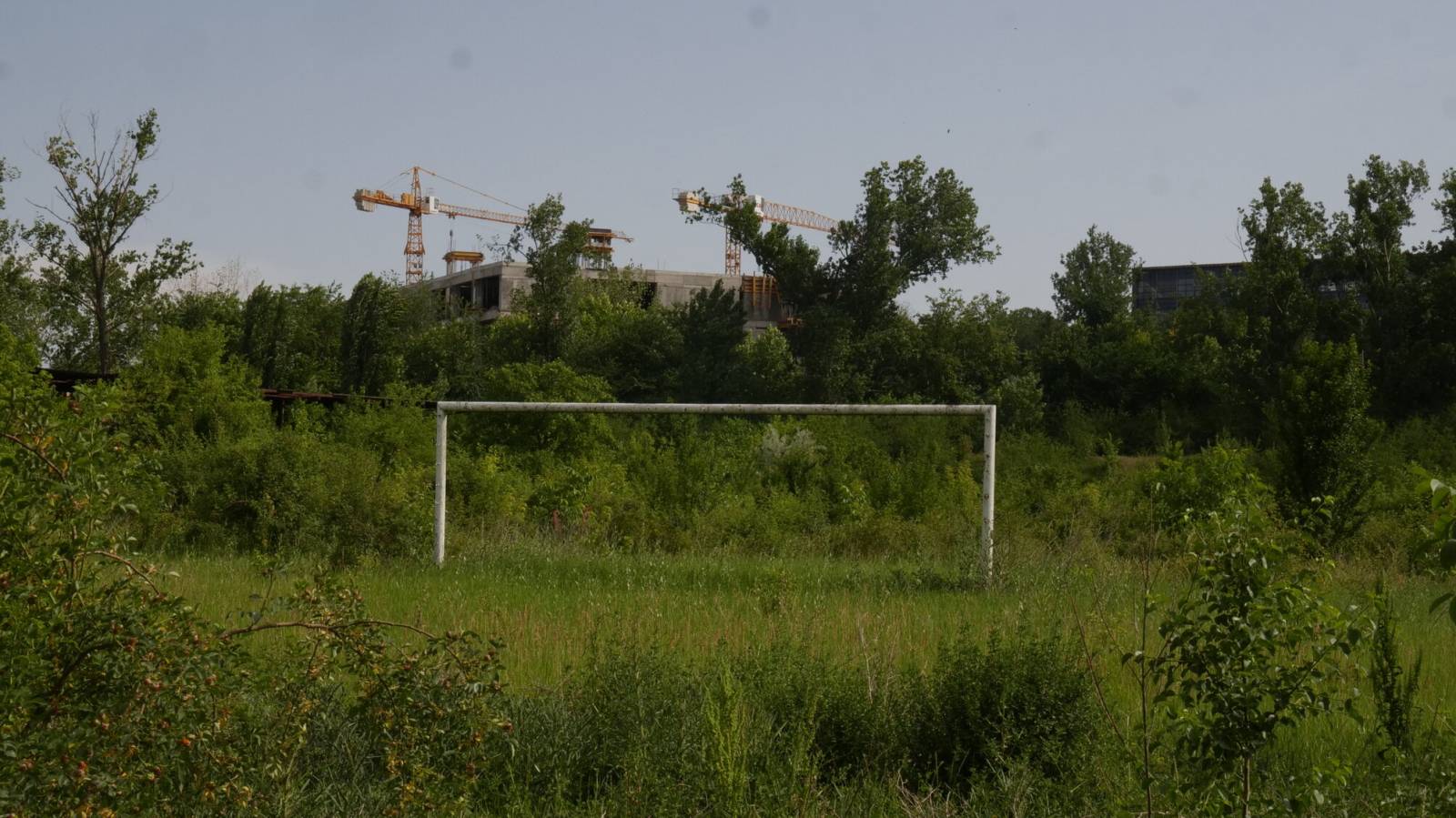 Asociația Centrul de Studii Sportul Est European lansează o petiție pentru salvarea bazelor sportive...