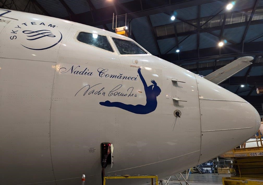 Aeronava TAROM Nadia Comaneci 1