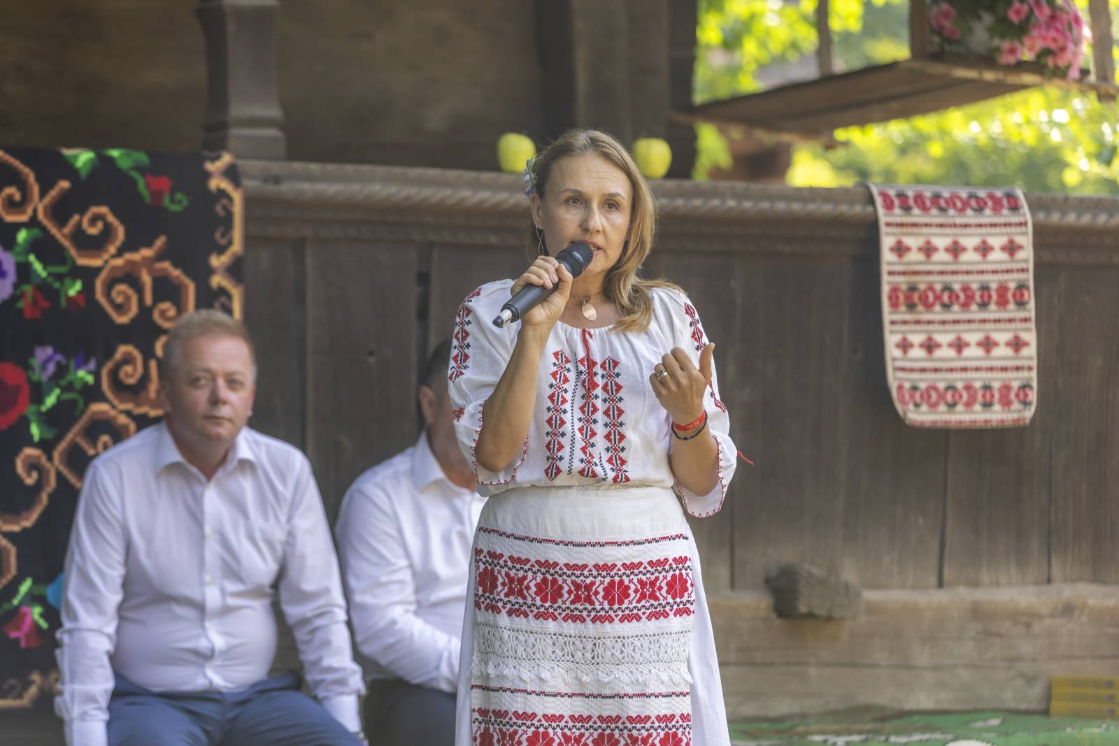 „Ștergem tradiția de praf” este manifestul Profi și Goldfish Project pentru gustul autentic românesc 10 Gabriela Sirbu Director Sustenabilitate Profi la evenimentul Via Profi