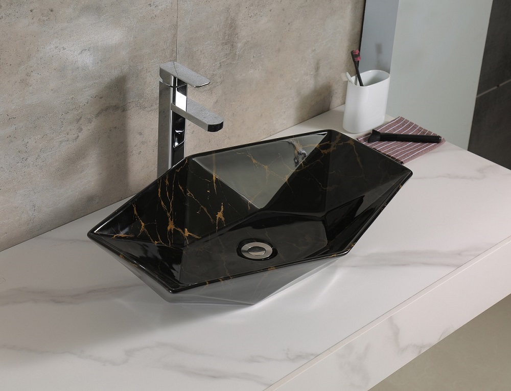 Cu o investiție de 150.000 de euro, Neakaisa.ro lansează un brand propriu de produse sanitare