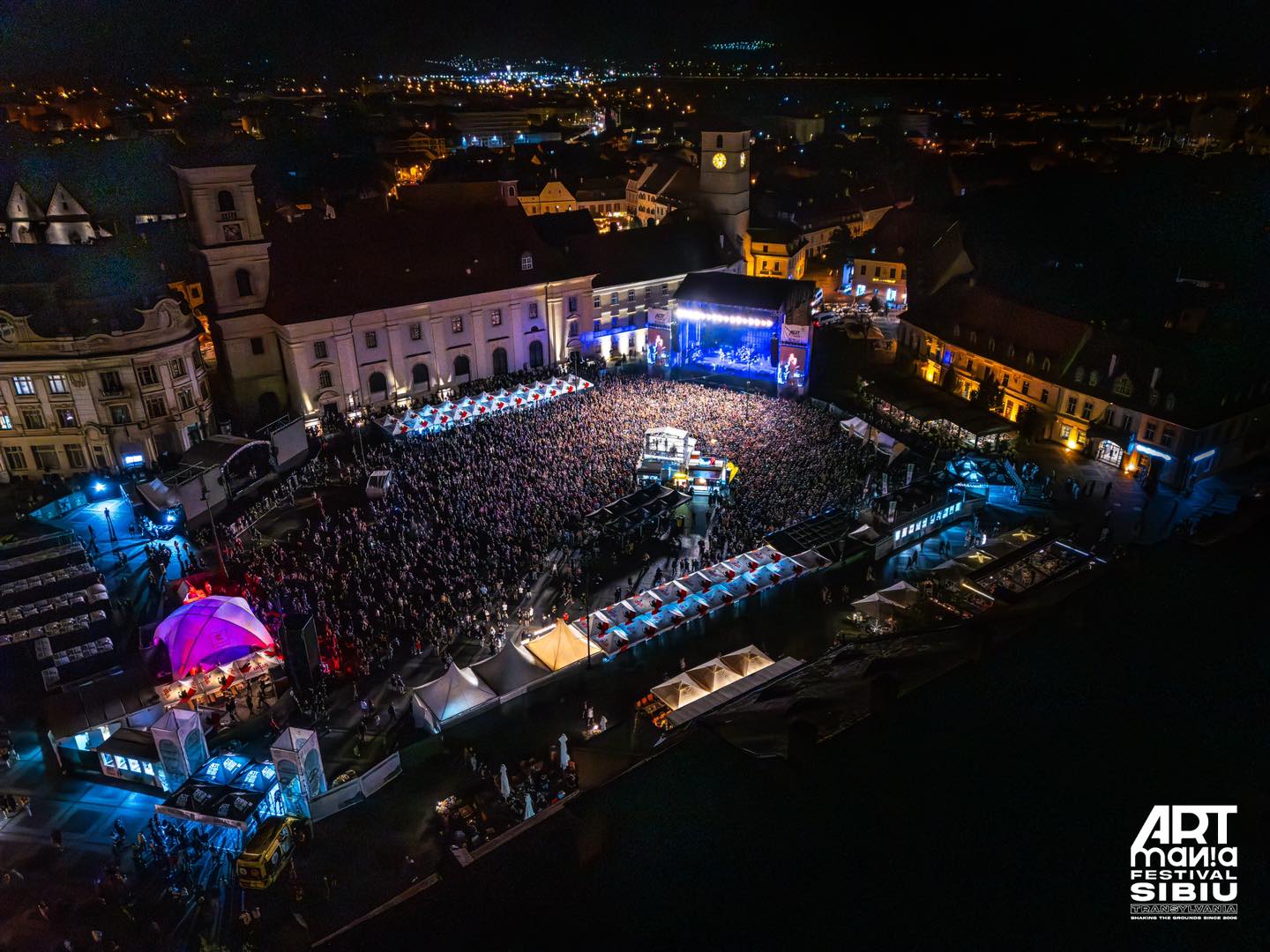 Record de participare la ARTmania Festival 2024: 25.000 de participanți în cele 3 zile de concerte ș...