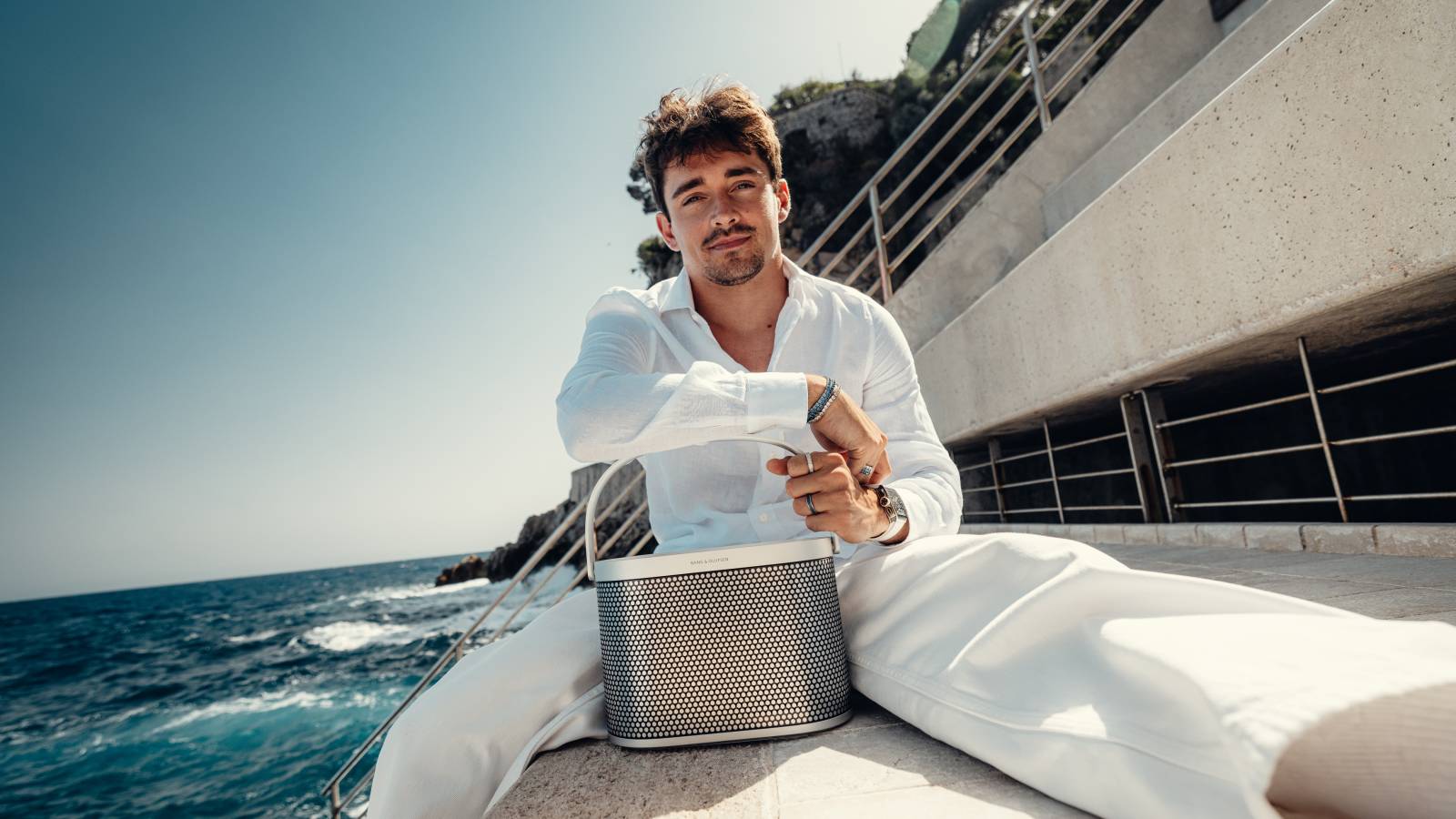 Pilotul F1 Charles Leclerc, ambasador global al Bang&Olufsen