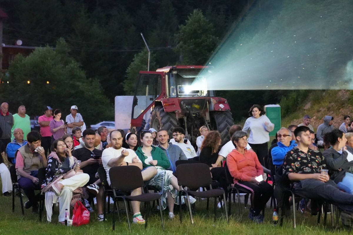 Film în Sat, festivalul de artă în mediul rural, revine de vineri la Cernătești, Dolj