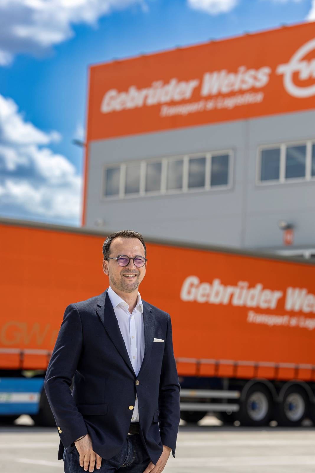 Gebrüder Weiss: Investiții de peste 90 de milioane de euro în cei 30 de ani de activitate în România 1 Viorel Leca Director General Gebruder Weiss Romania