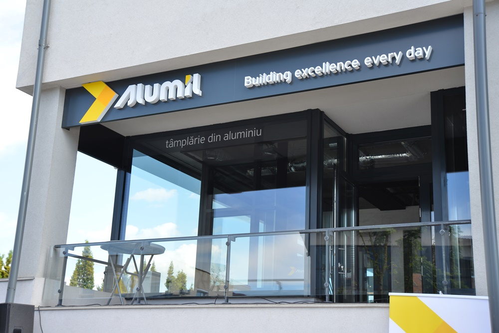 Alumil încheie primul semestru din 2024 cu afaceri de 56,4 milioane de lei