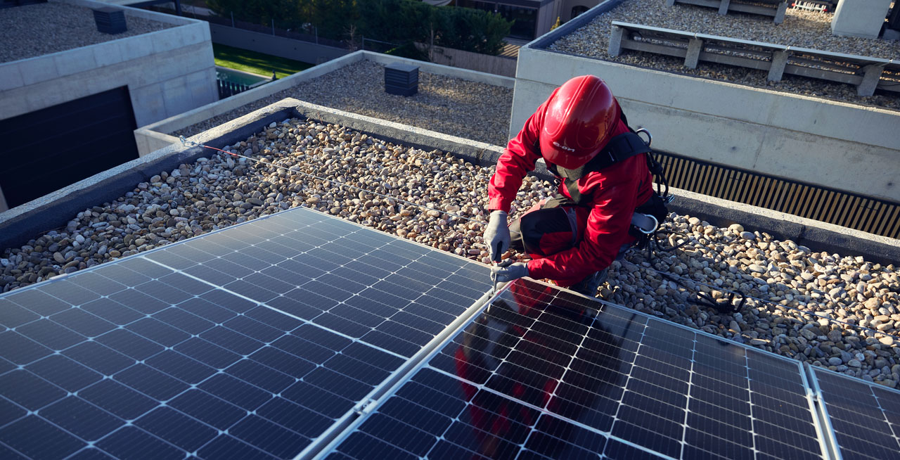 E.ON instalare panouri fotovoltaice