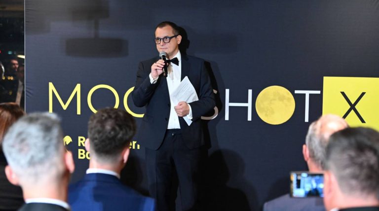 Cristian Sporiș, Raiffeisen Bank România - MoonShotX