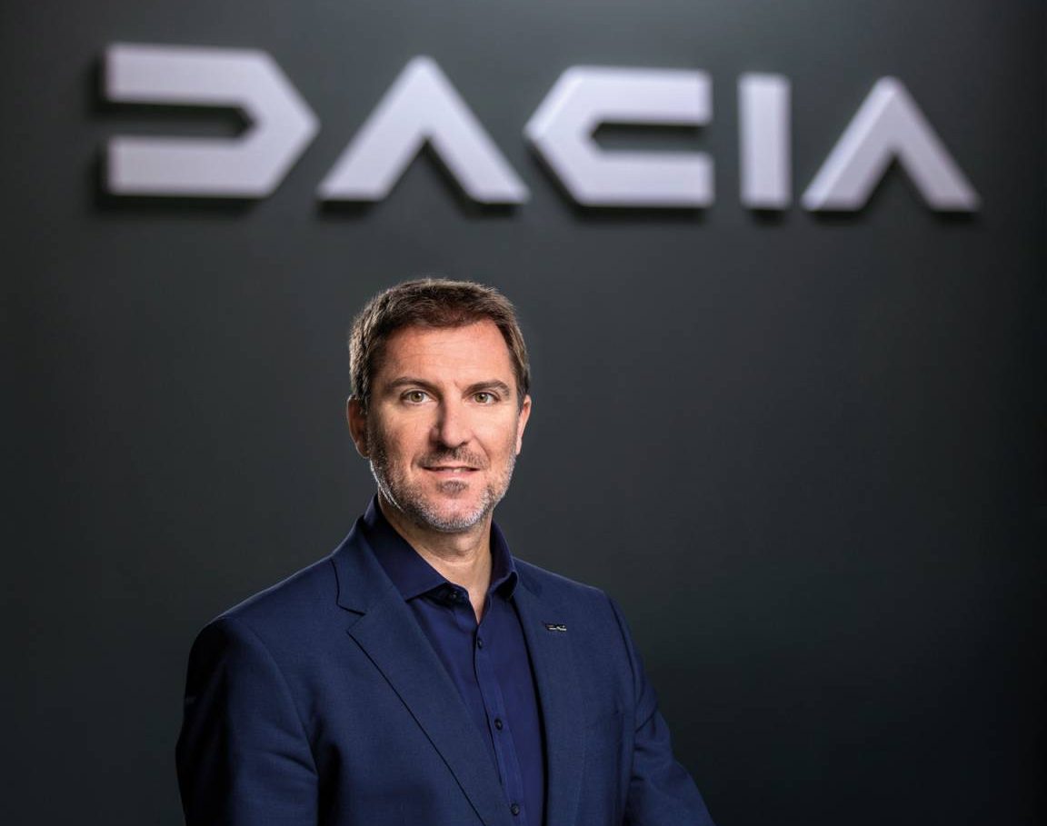 Mihai Bordeanu, Automobile Dacia: O mașinărie de făcut mașini