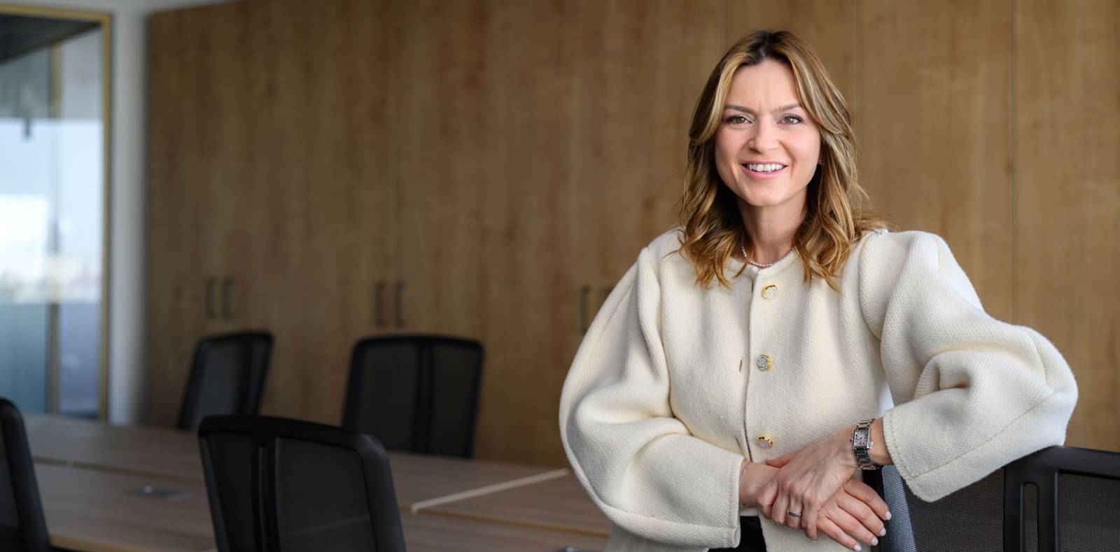 Teodora Șaguna, tbi bank
