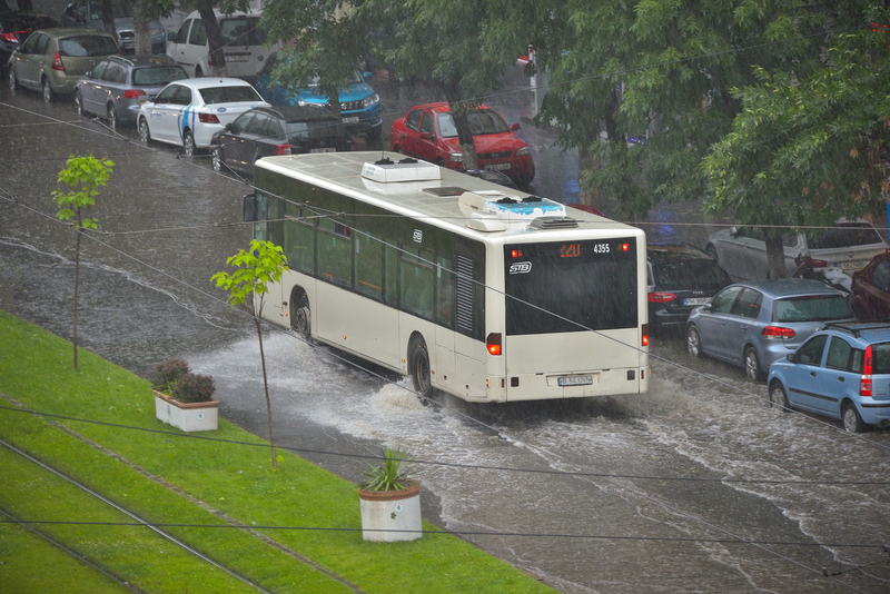 Echipele Apa Nova, pregătite să intervină în caz de posibile acumulări de apă
