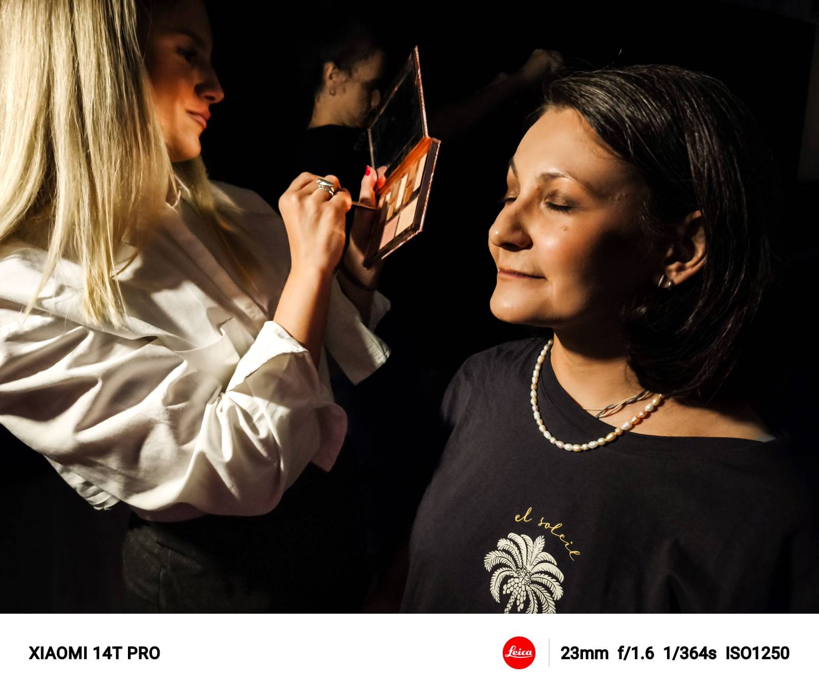 Xiaomi România a prezentat, în cadrul RADAR, o piesă de teatru senzorial jucată în întuneric, ce îmb...