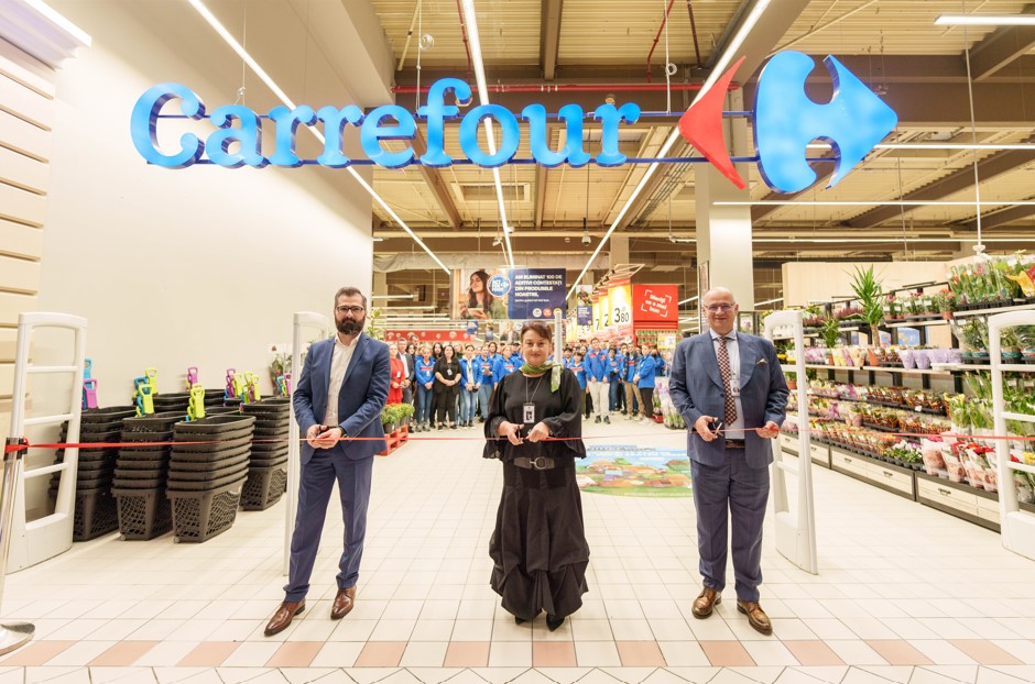 Carrefour Lujerului - Crinu Aldea, Codruta Borza, Andrei Cazana