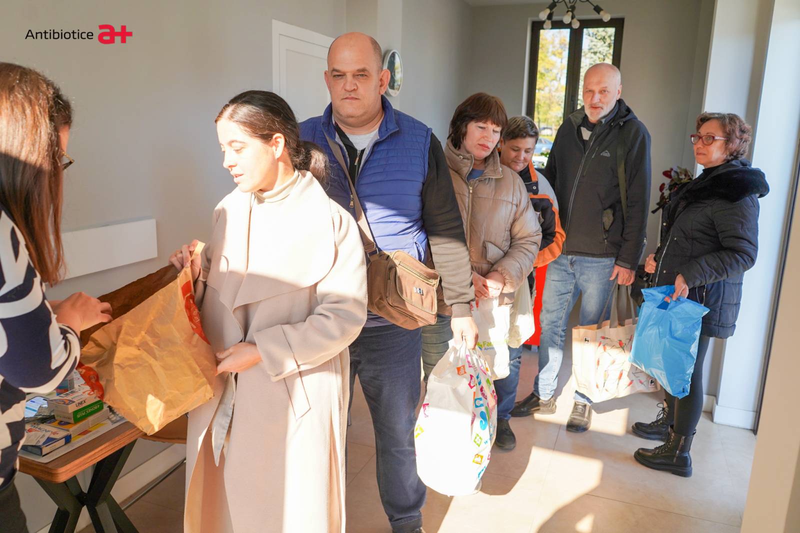 Ziua sustenabilității. 98 kg de medicamente colectate la Antibiotice Iași