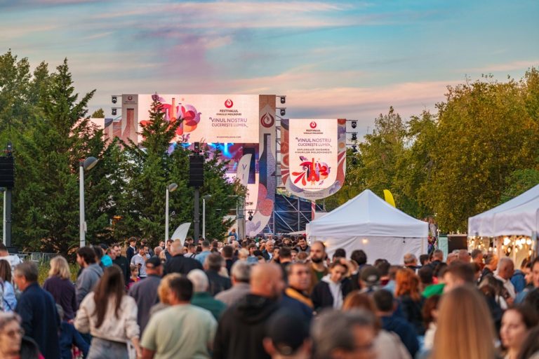 Festivalul Vinului Moldovei Bucuresti Oficiul National al Viei si Vinului Republica Moldova 2