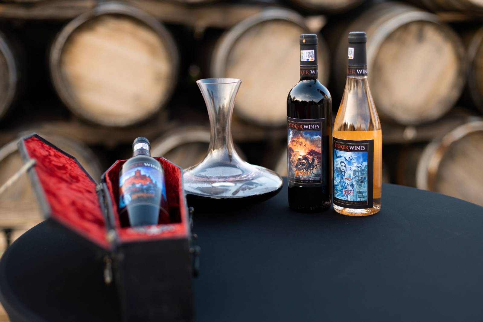 Stoker Wines lansează în România o colecție exclusivă de vinuri, inspirată de romanul lui Bram Stoke...