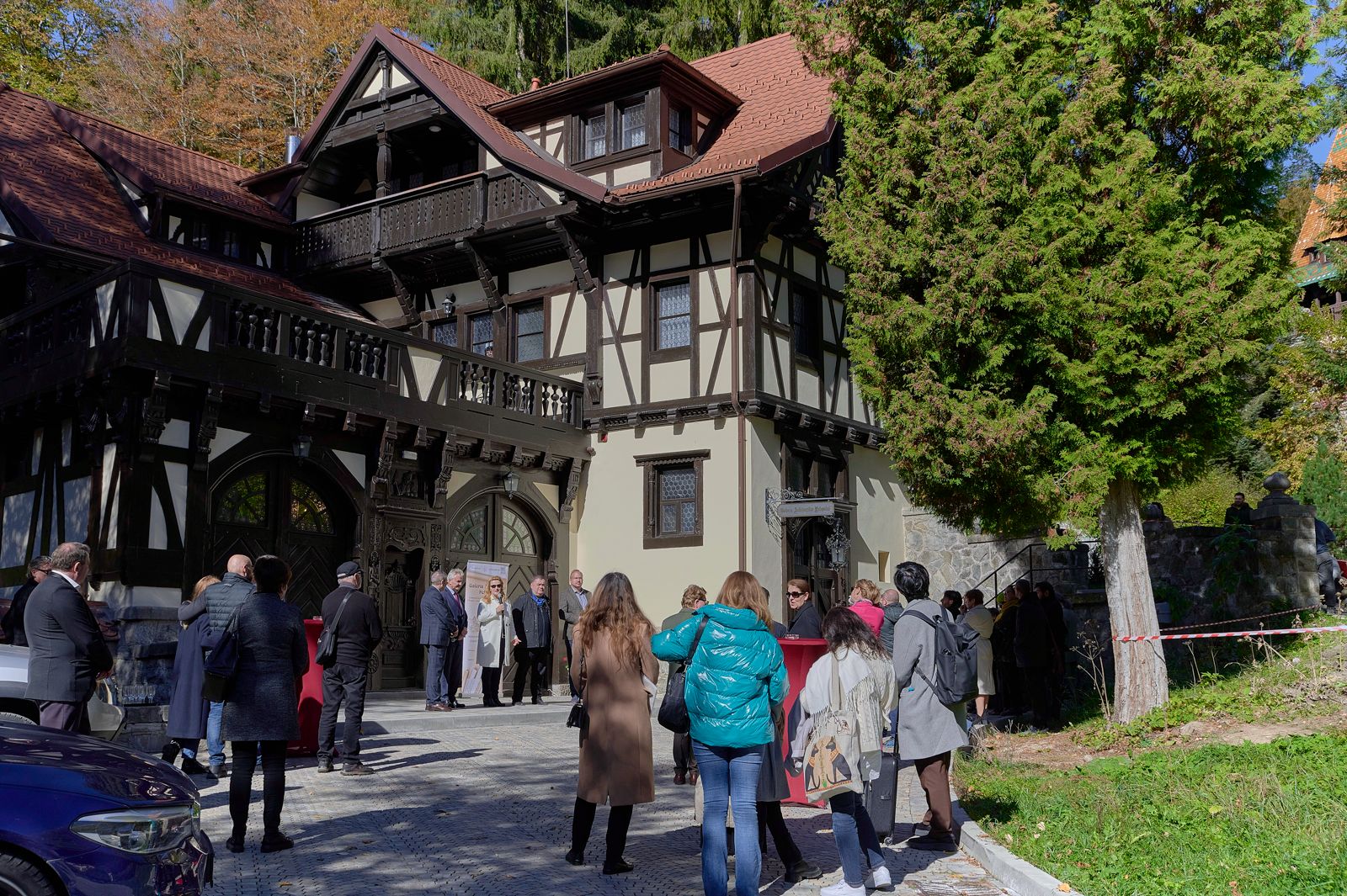 Vila Șipot, parte a Domeniului Regal Peleș, reintră în circuitul cultural și turistic al României