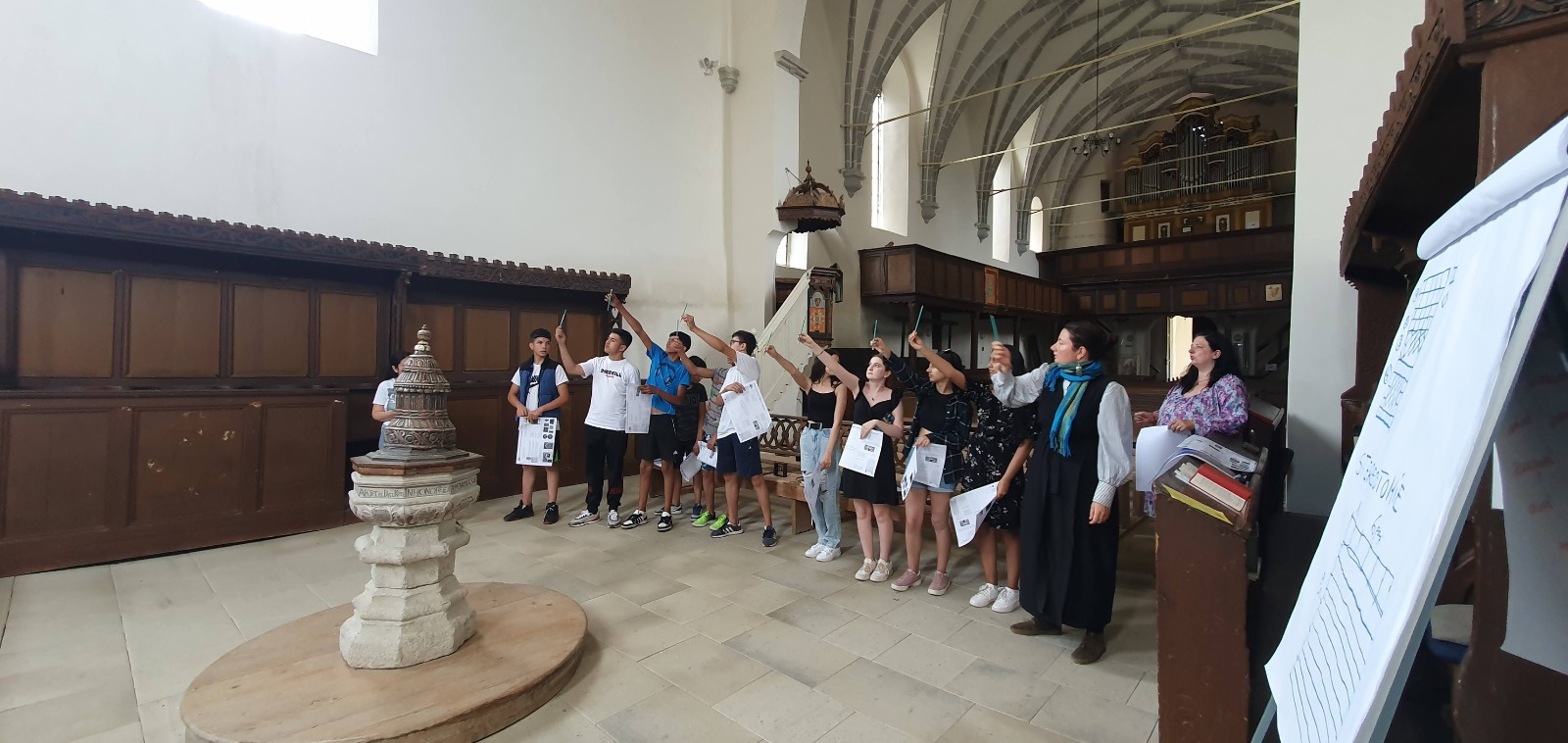 Proiectul „Culture & Cultures. Connecting the Dots” lansează turul audio al satului Biertan de Z...