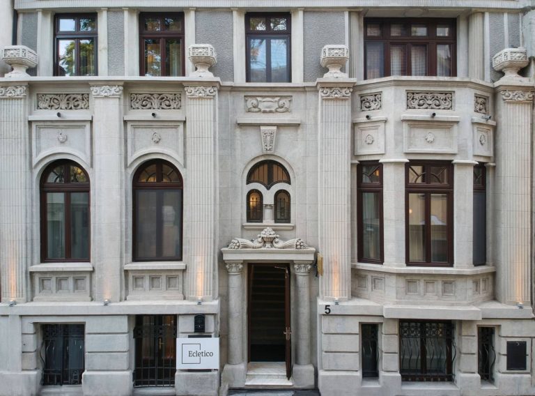 Exterior frontal 1