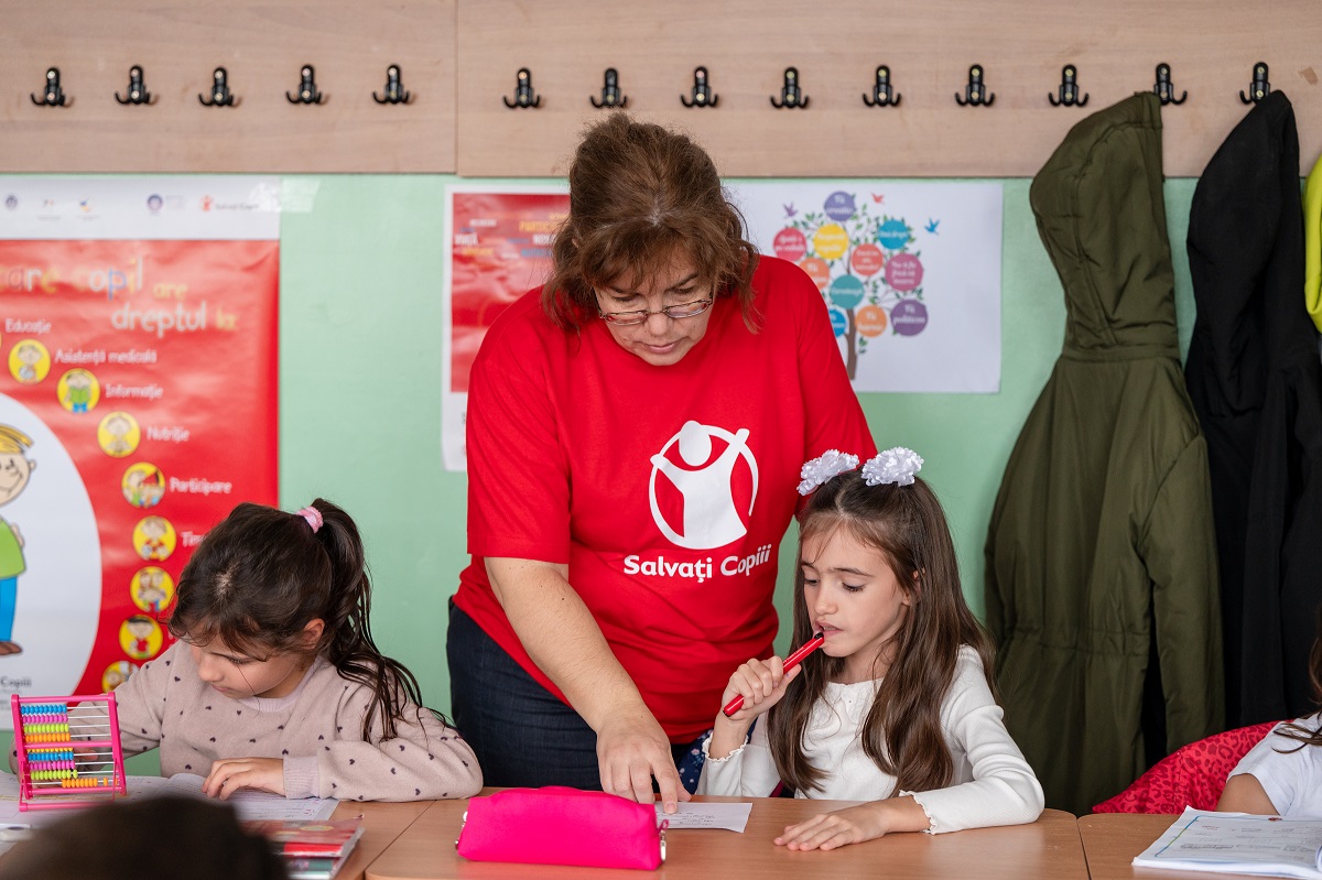 Festivalului Brazilor de Crăciun din decembrie - dedicat accesului egal la educație de calitate